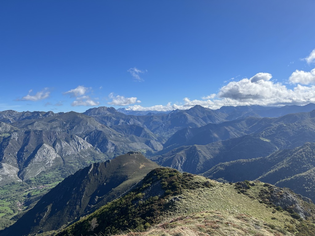 Photo №1 of Pico del Cuervo