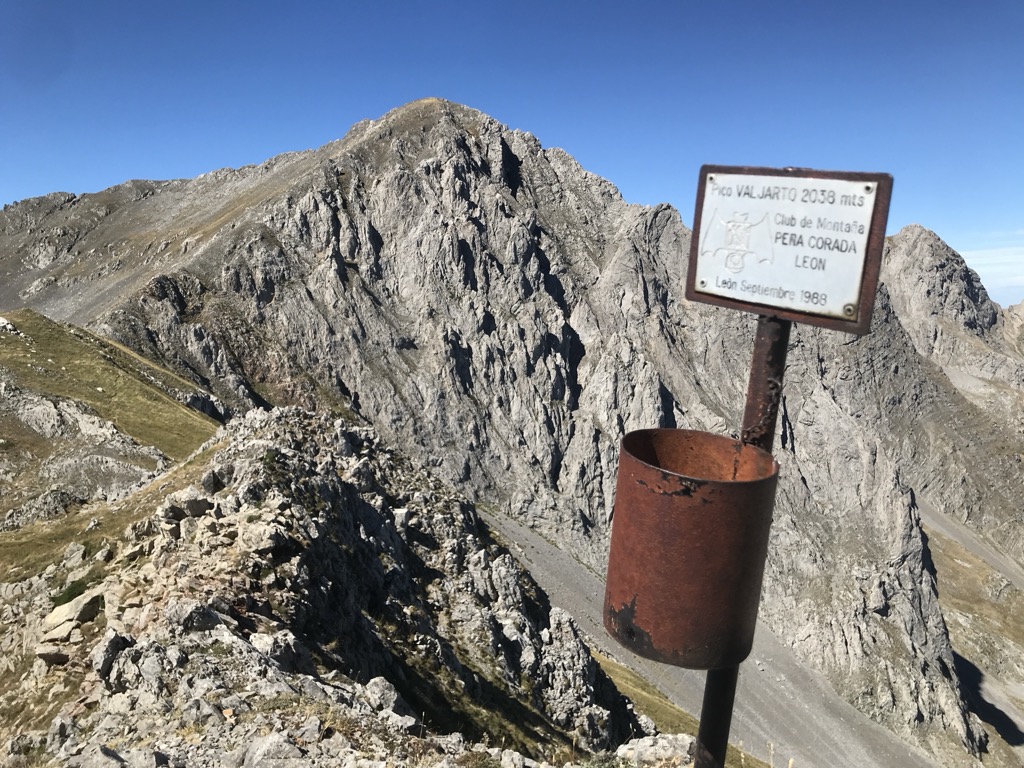 Photo №3 of Pico Valjarto