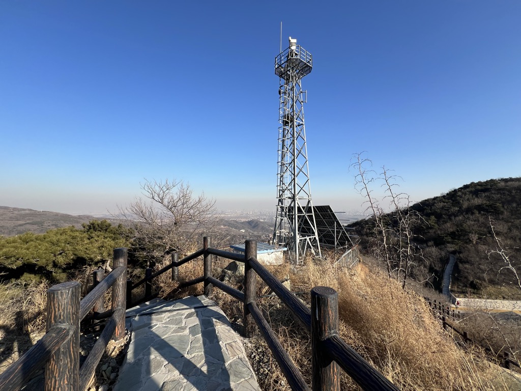 Photo №2 of Pine Peak
