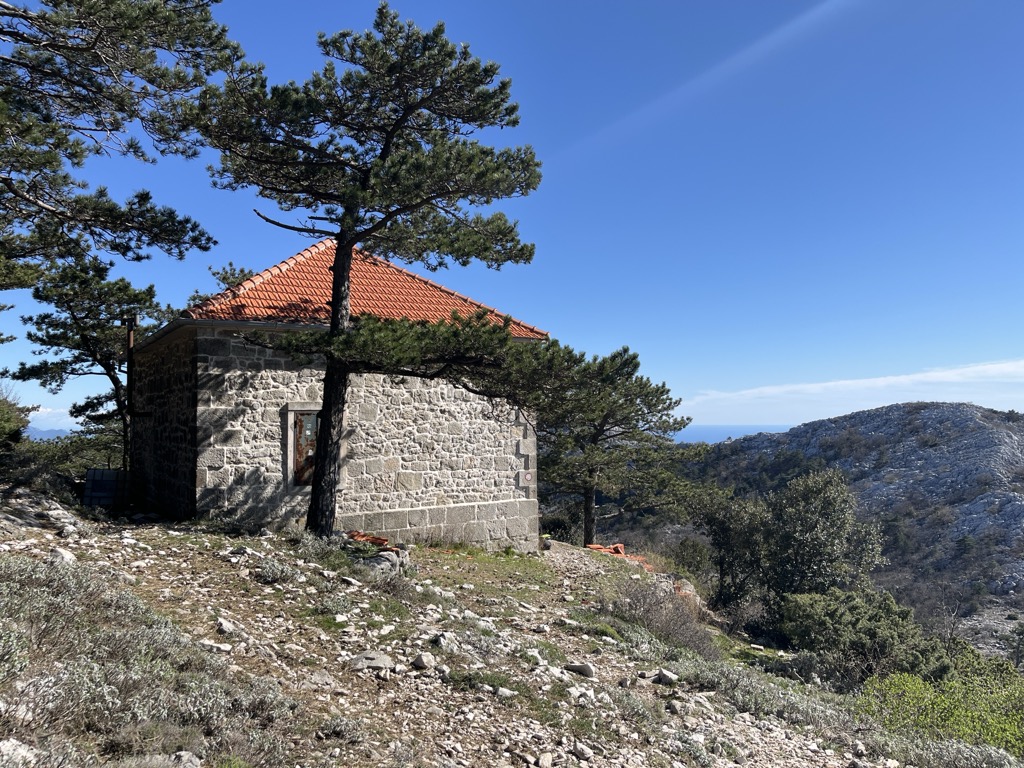 Photo №2 of Planinarski dom Sveti Ilija