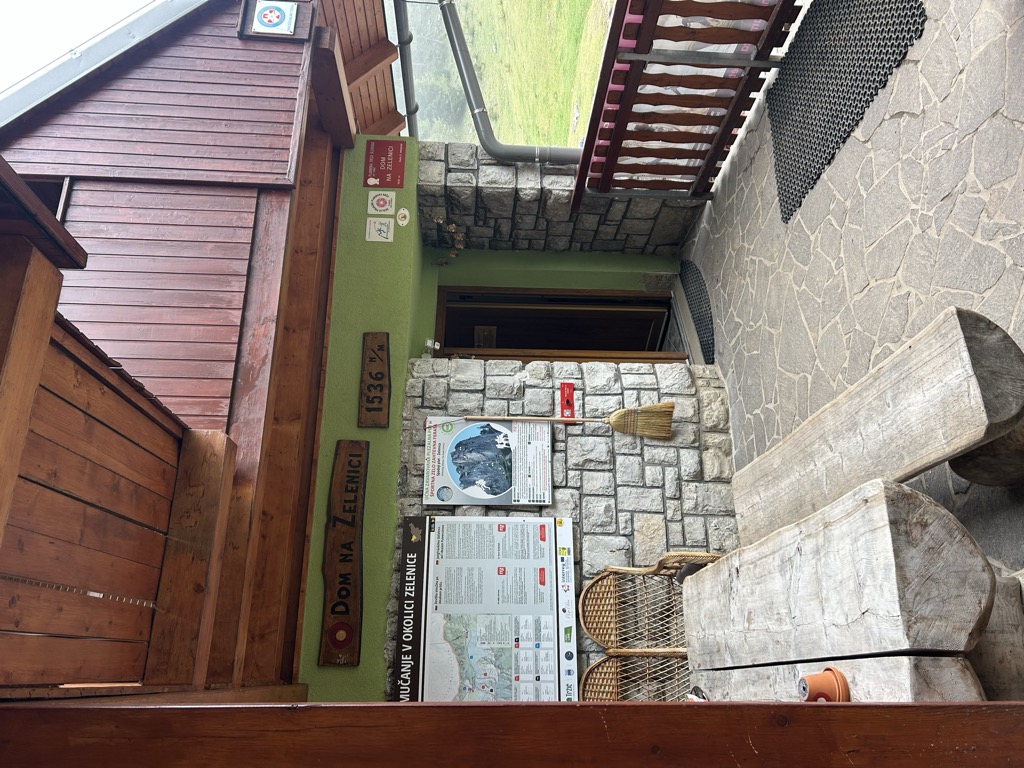 planinski-dom-na-zelenici-4