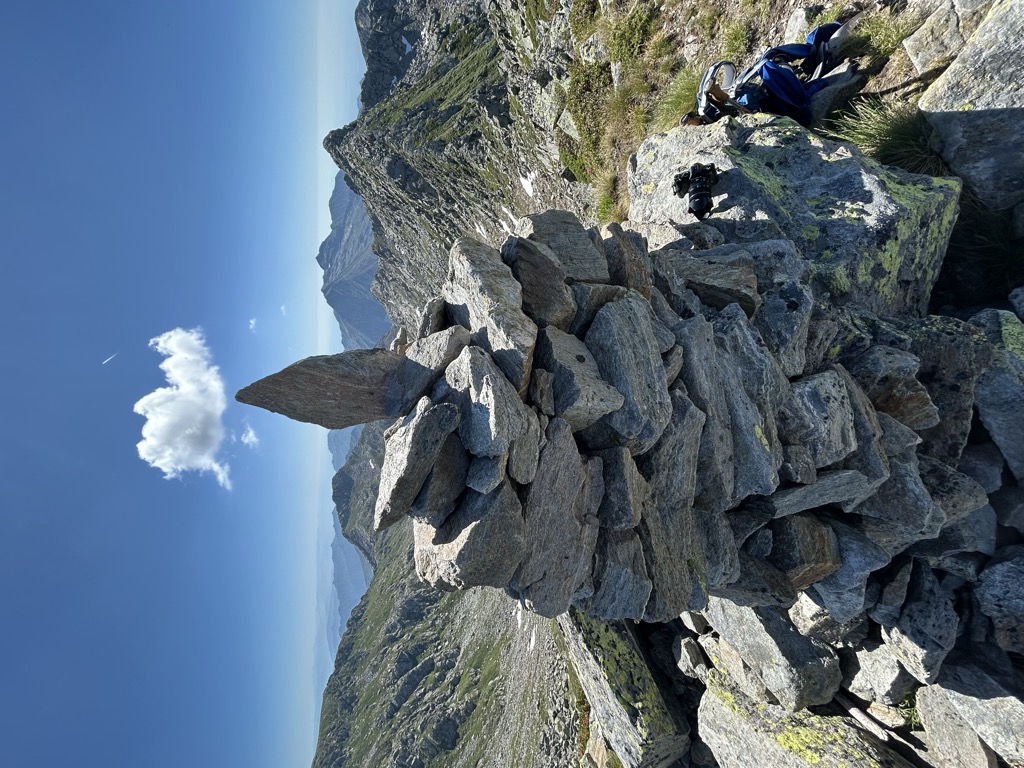 Photo №1 of Pointe Lazouney