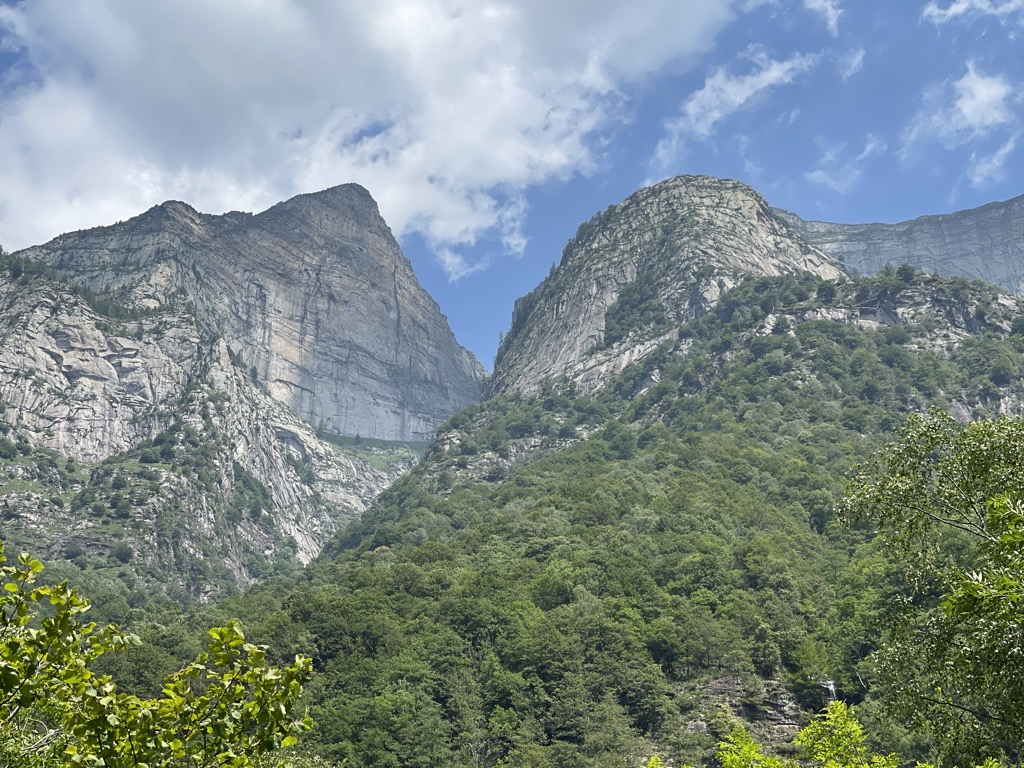 Photo №1 of Poncione d'Alnasca