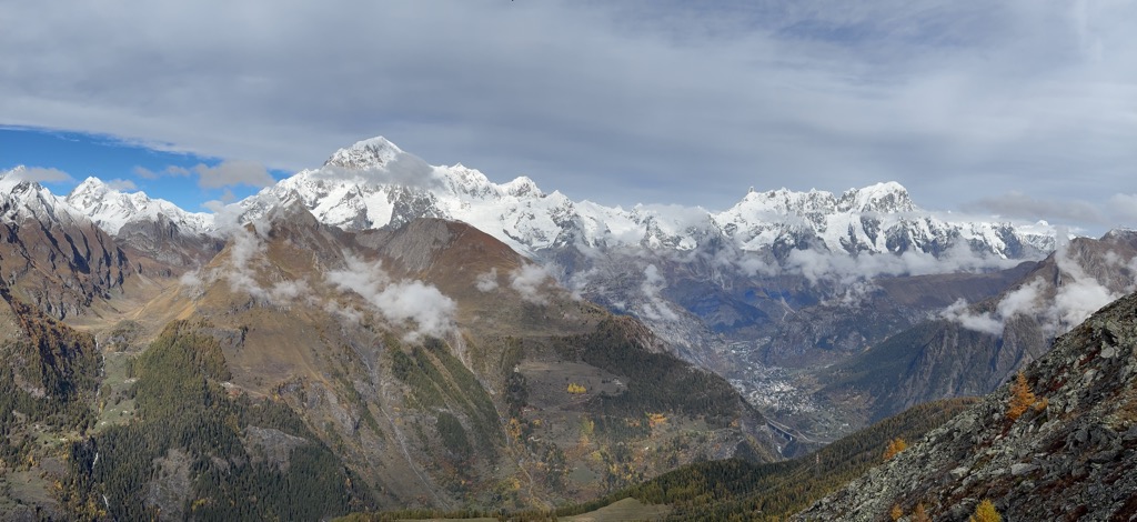 Photo №2 of Punta della Croce