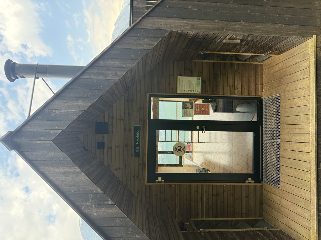 Photo №3 of Ragdebu Dagsturhytte