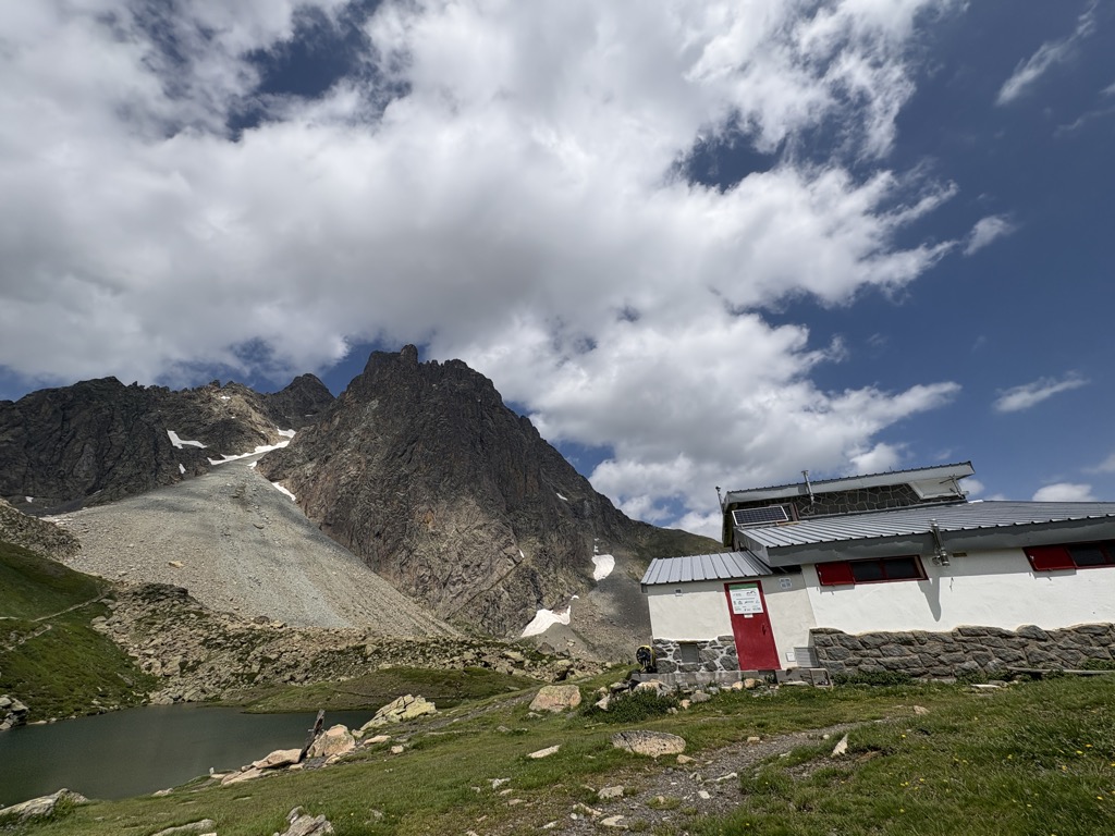 Photo №1 of Refuge de Pombie