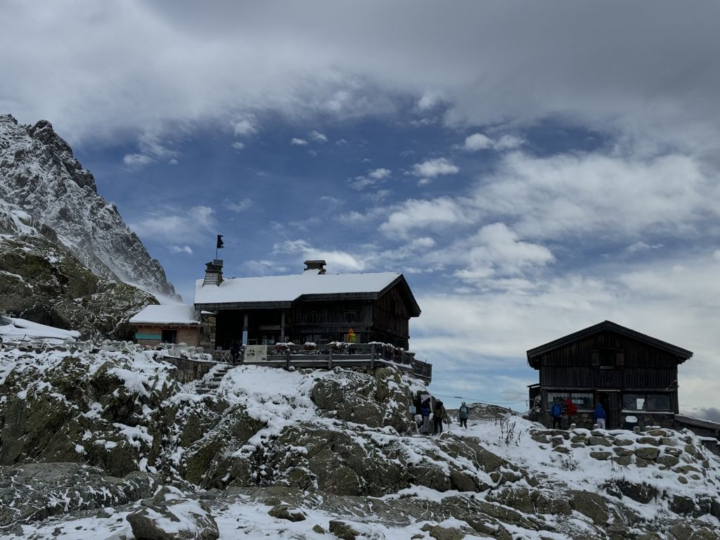 Photo №1 of Refuge du Lac Blanc