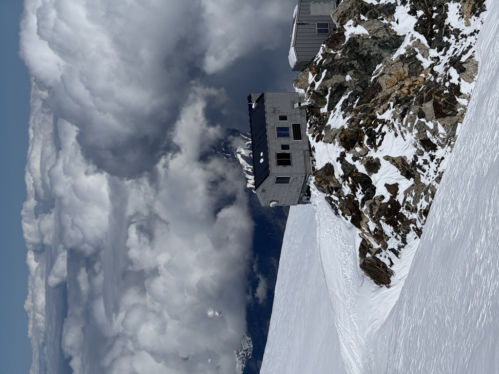 Photo №3 of Refuge Vallot