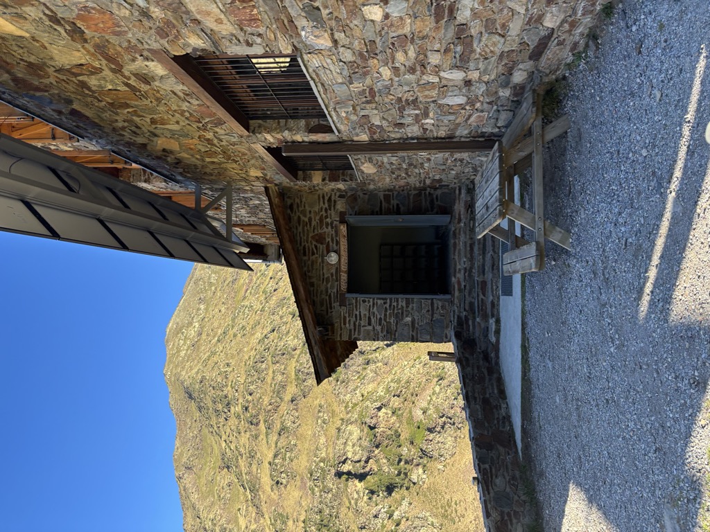 Refugi de Comapedrosa