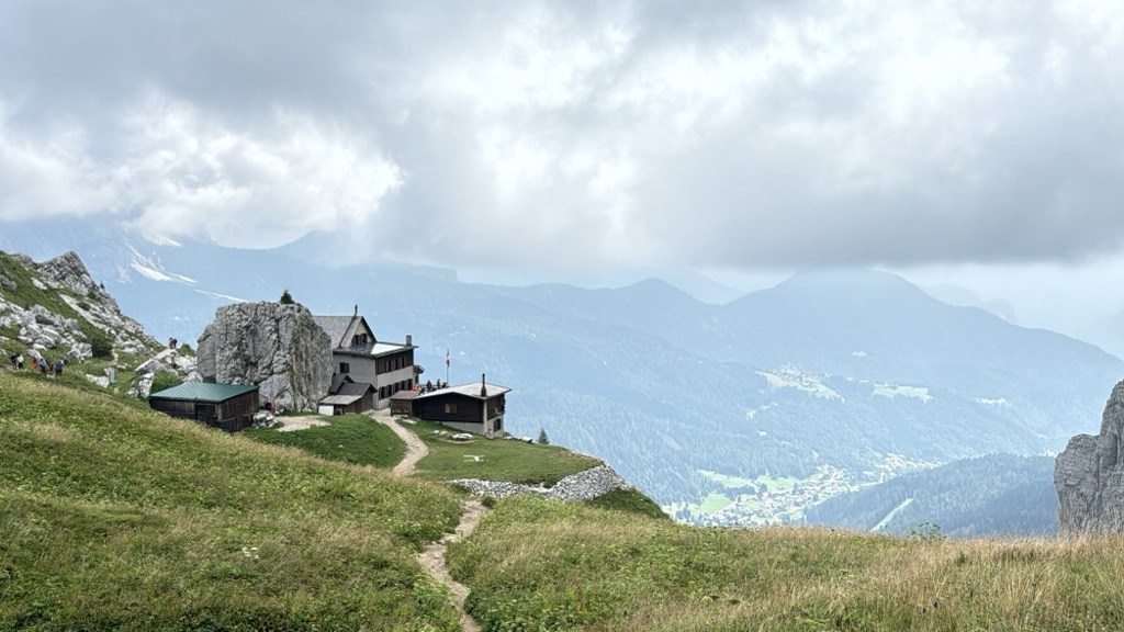 rifugio-adolfo-sonino-al-coldai-3