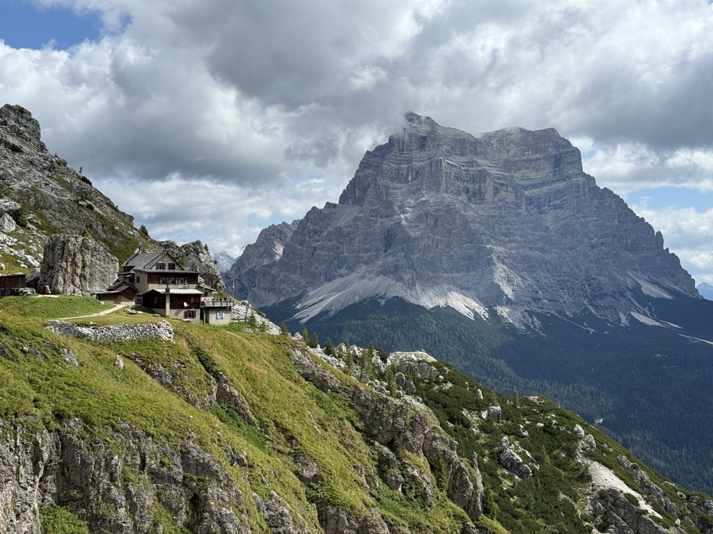 rifugio-adolfo-sonino-al-coldai-4