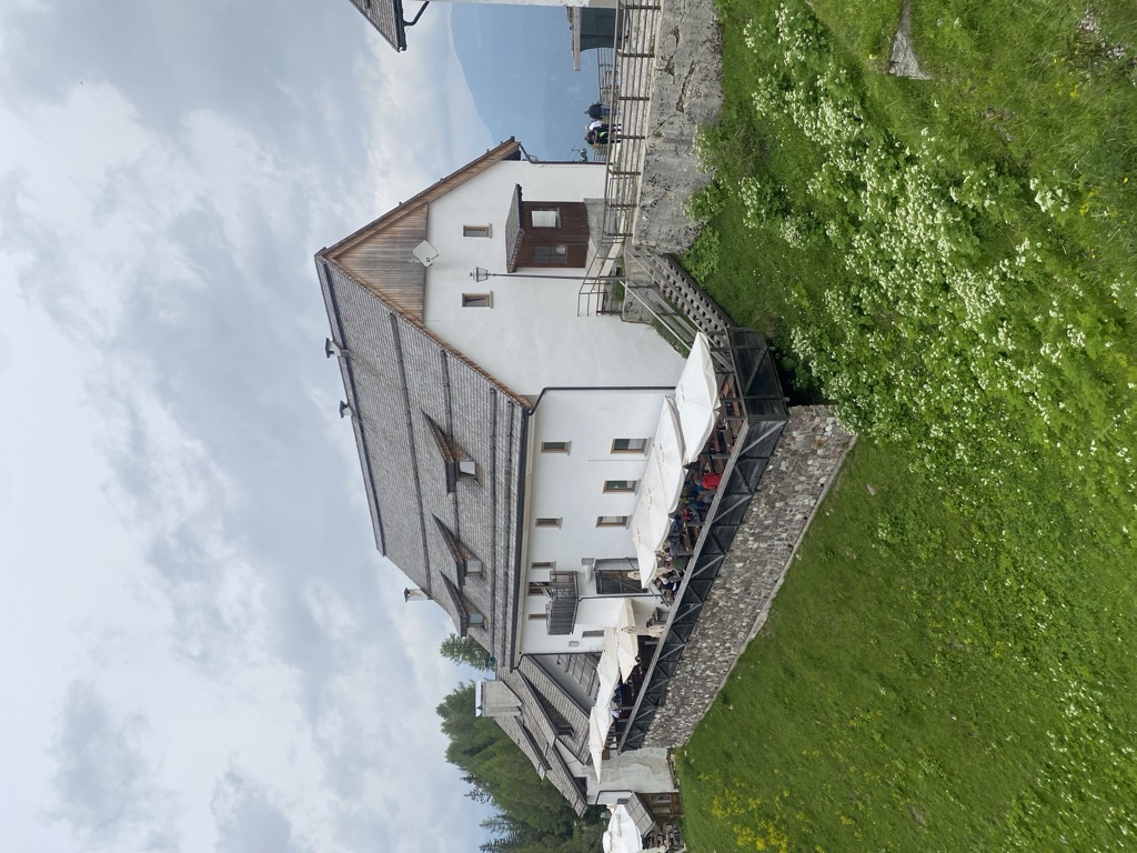 rifugio-al-santuario-1