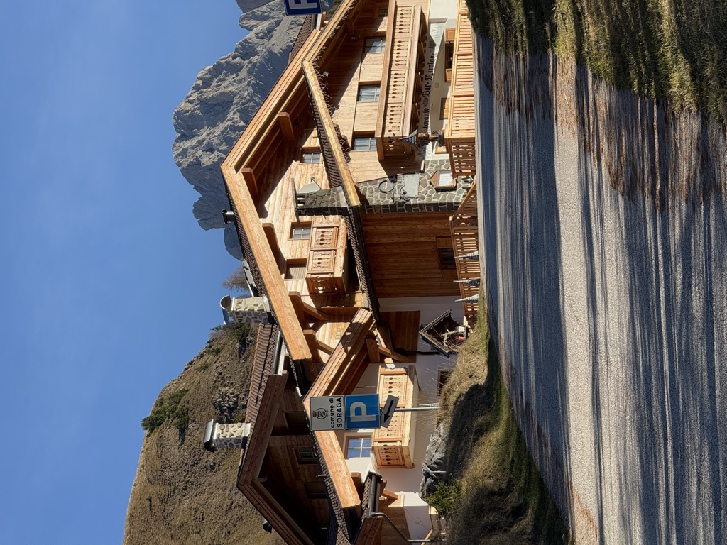 rifugio-albergo-miralago