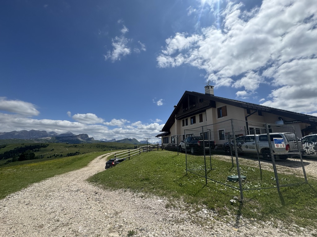 rifugio-bec-de-roces-2