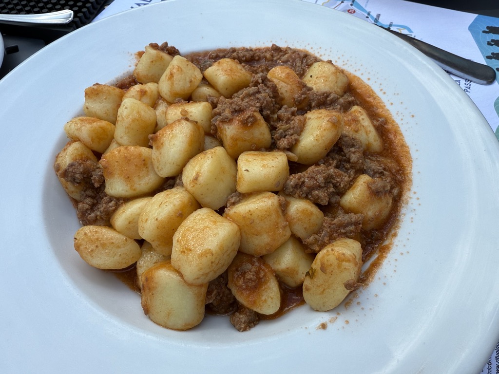 rifugio-cai-fantoli-14