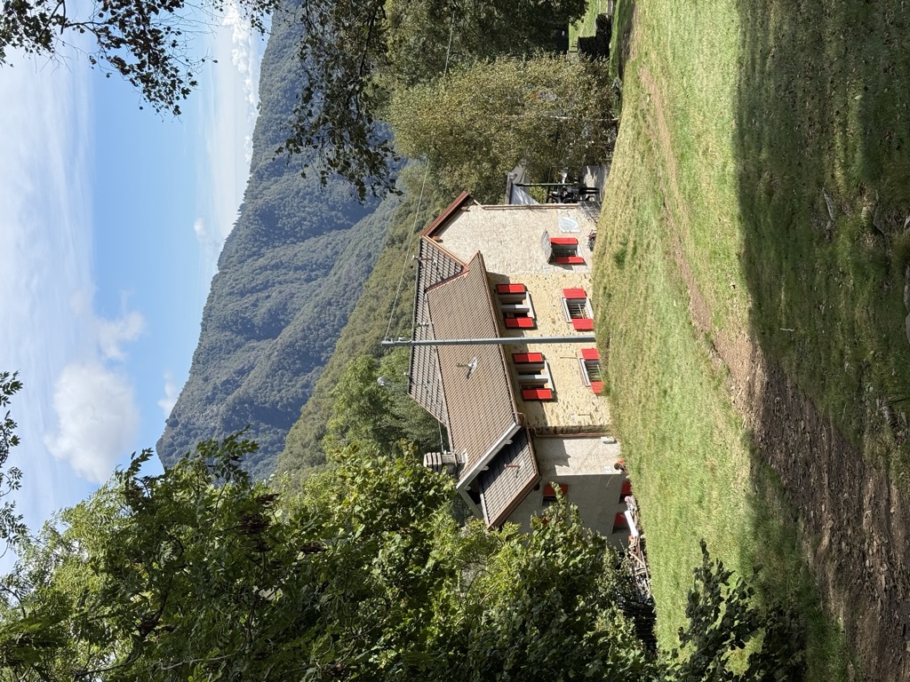 rifugio-cai-fantoli-3