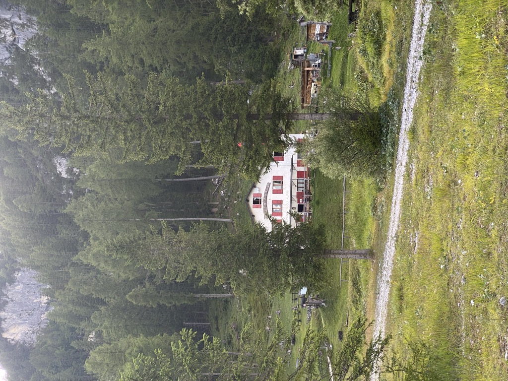 rifugio-capanna-degli-alpini-1