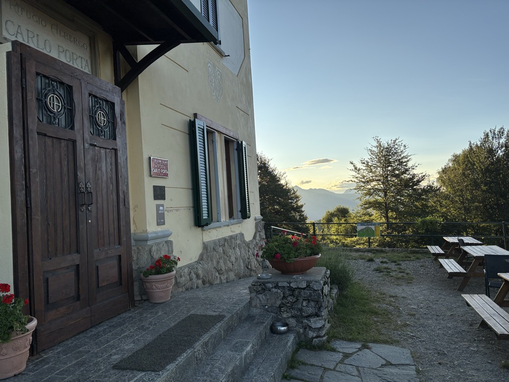 rifugio-carlo-porta-2