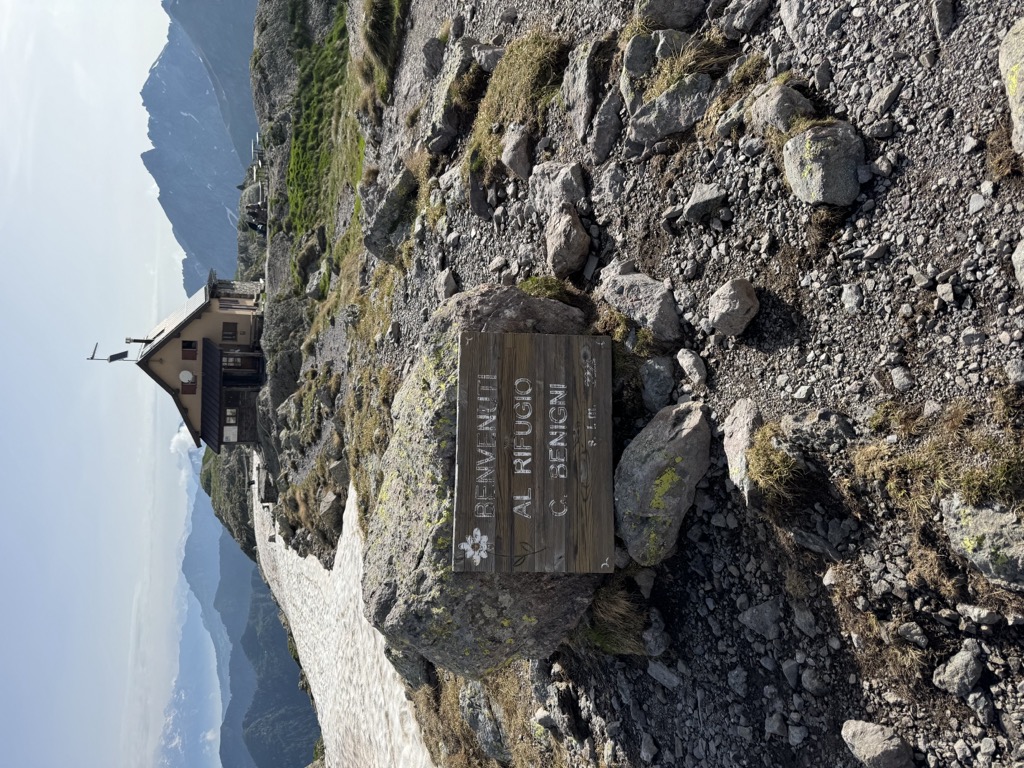 rifugio-cesare-benigni-2