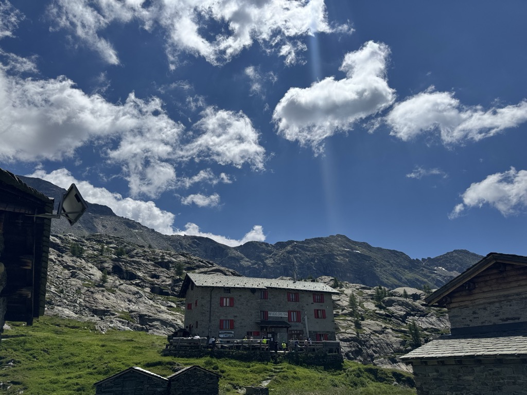 rifugio-cristina-2