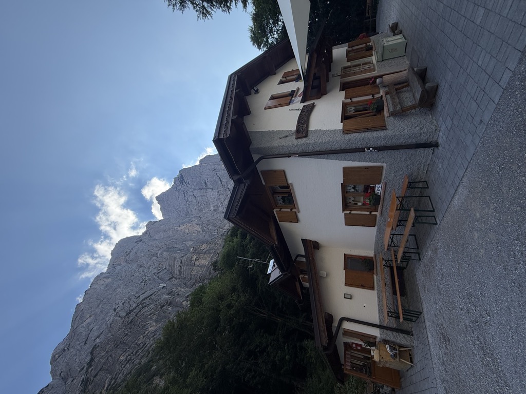 Rifugio Croz dell'Altissimo