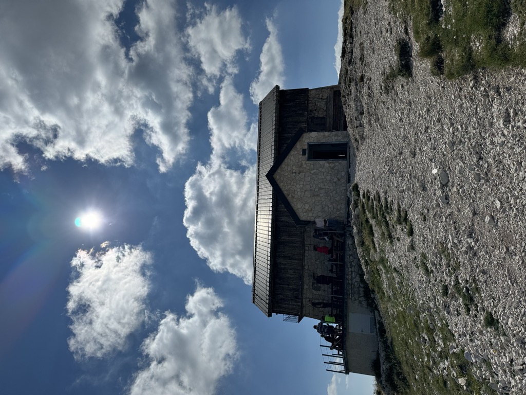 rifugio-duca-degli-abruzzi-4