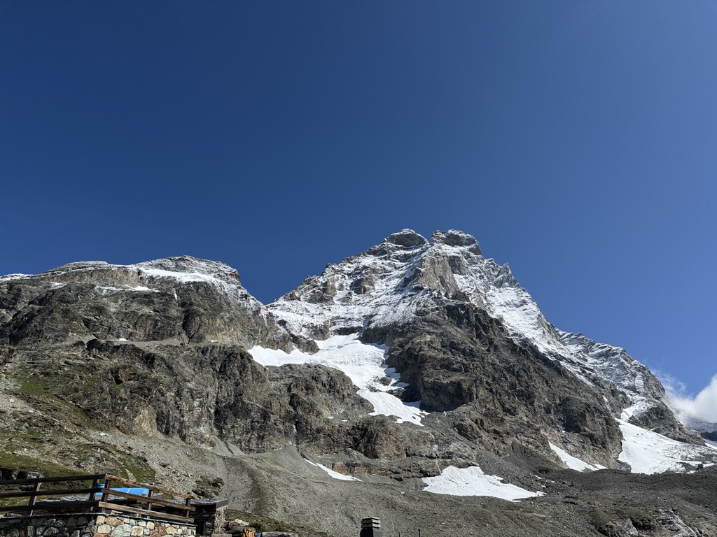 rifugio-duca-degli-abruzzi-all-orionde-1