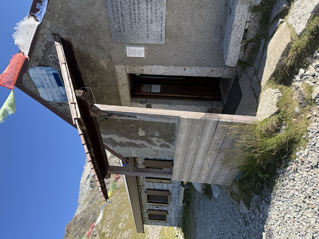 rifugio-franco-tonolini-2