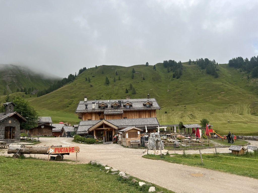 rifugio-fuciade-6