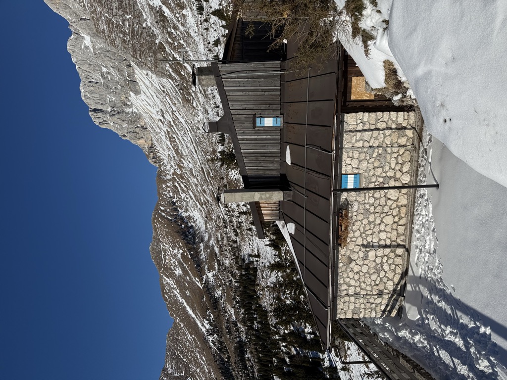rifugio-giacomo-di-brazza-4