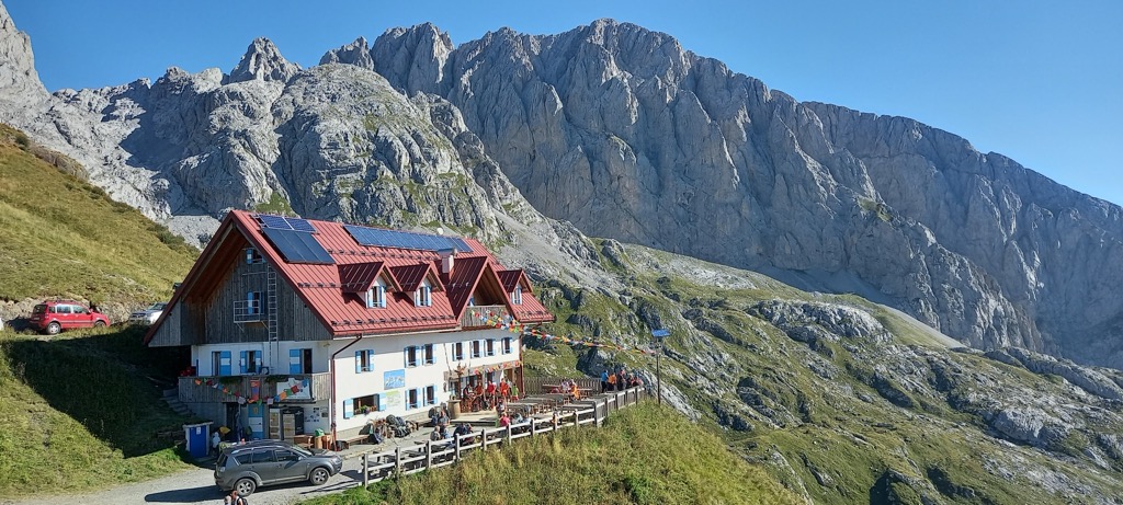 Photo №1 of Rifugio Giovanni e Olinto Marinelli