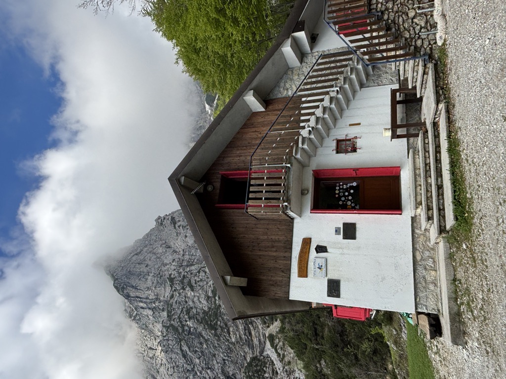 rifugio-grauzaria-1