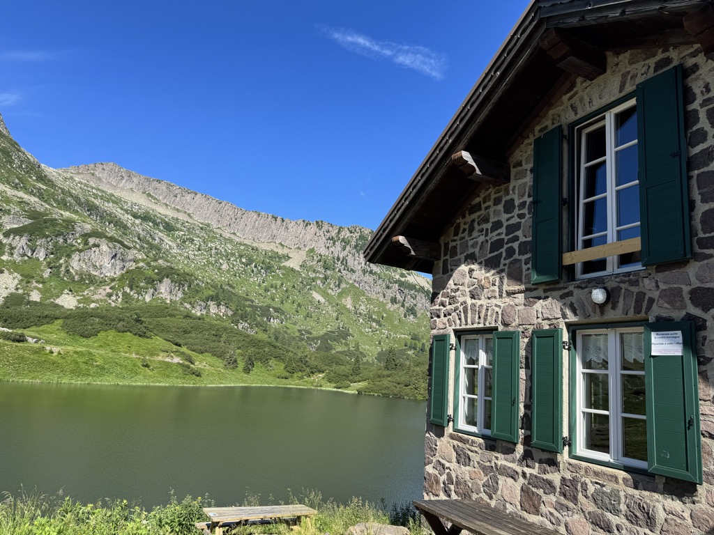 rifugio-laghi-di-colbricon-3