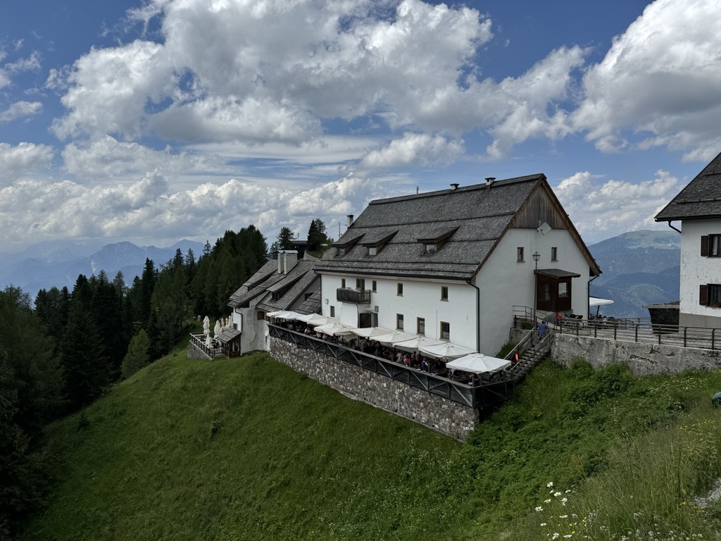 rifugio-locanda-al-convento-1