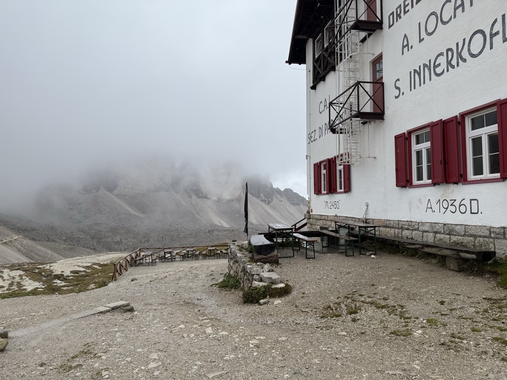 rifugio-locatelli-bivouac-1