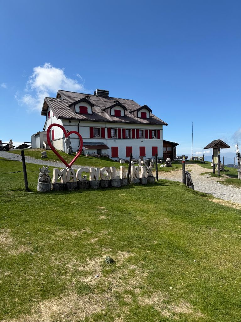 rifugio-magnolini-1