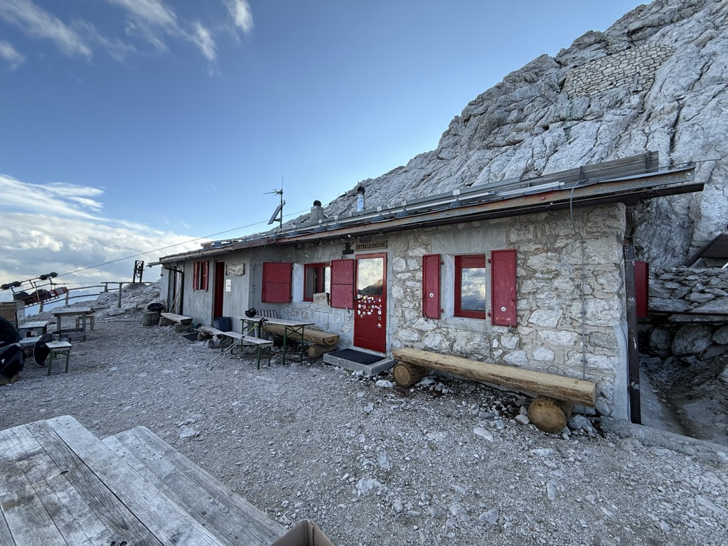 Photo №1 of Rifugio Maria Vittoria Torrani