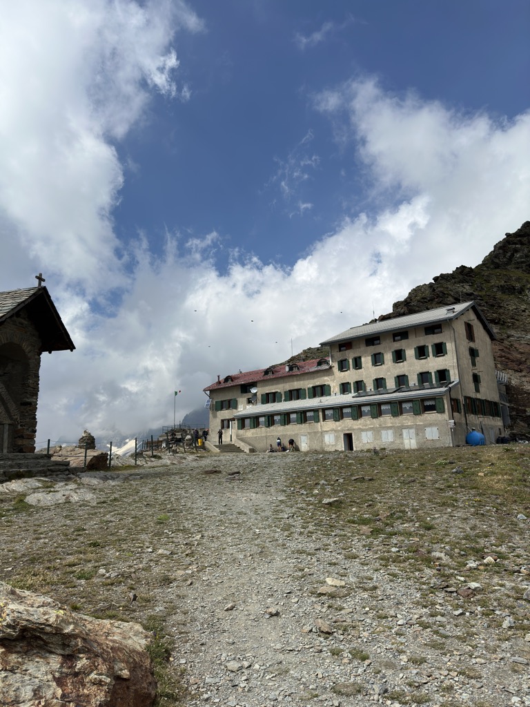 rifugio-marinelli-bombardieri-3