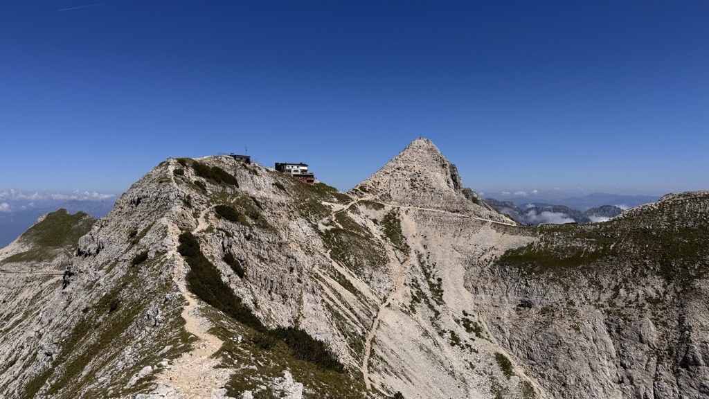 rifugio-mario-fraccaroli-1