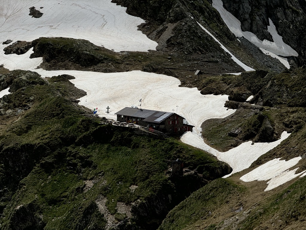 rifugio-nani-tagliaferri-1