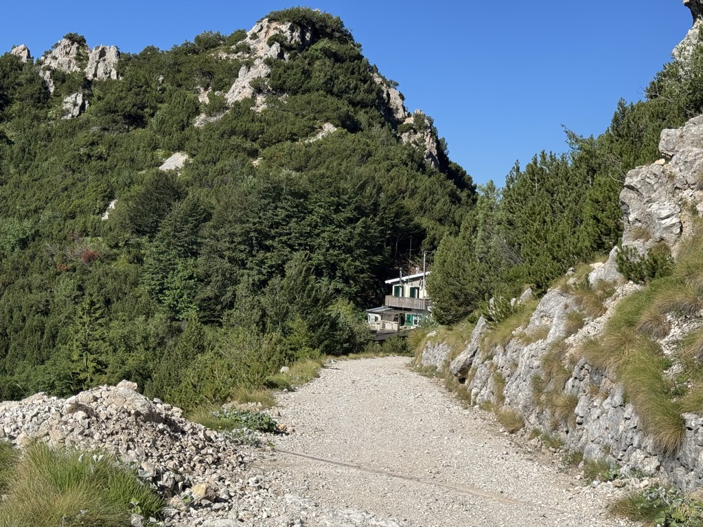 rifugio-passo-pertica