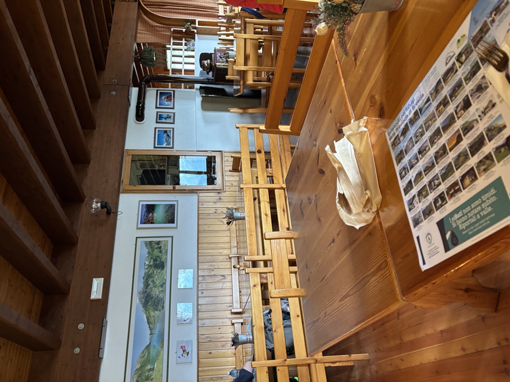 rifugio-sandro-occhi-all-aviolo-2