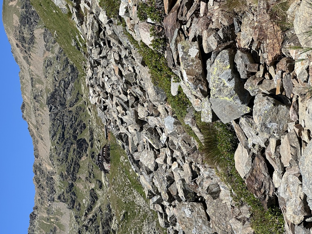rifugio-stella-alpina-al-lago-corvo-2