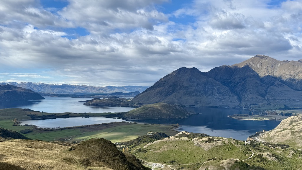 Photo №2 of Rocky Peak