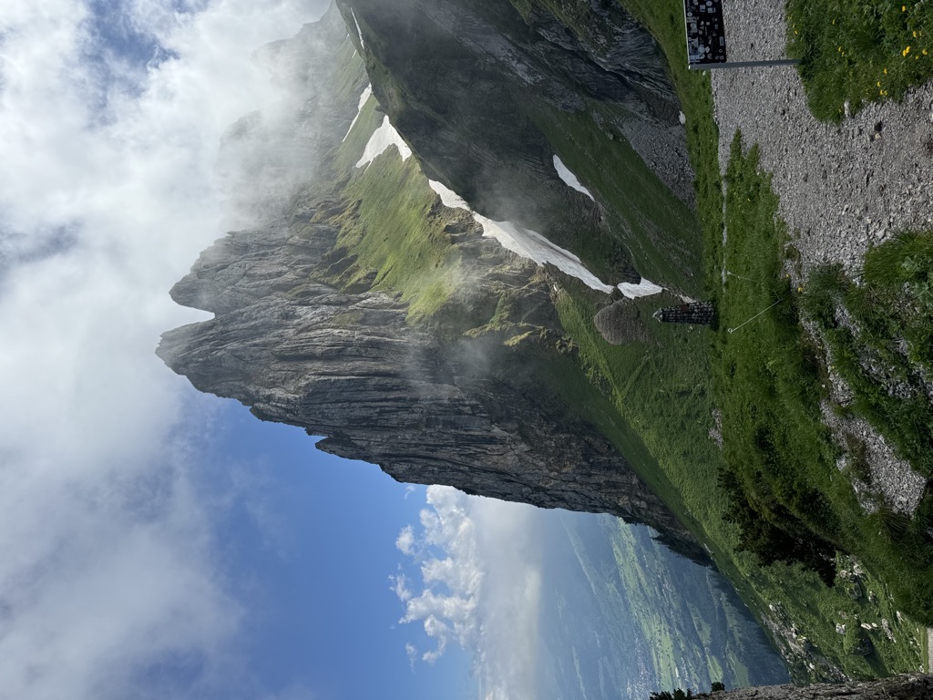 Photo №3 of Saxerlücke