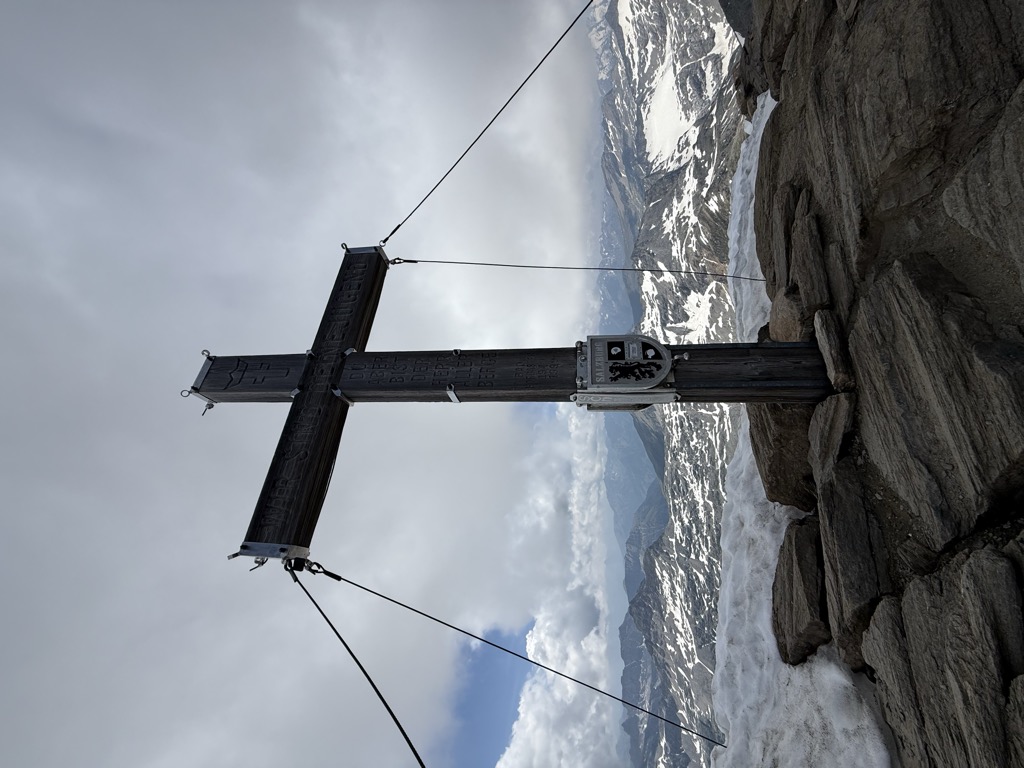 Photo №1 of Schareck