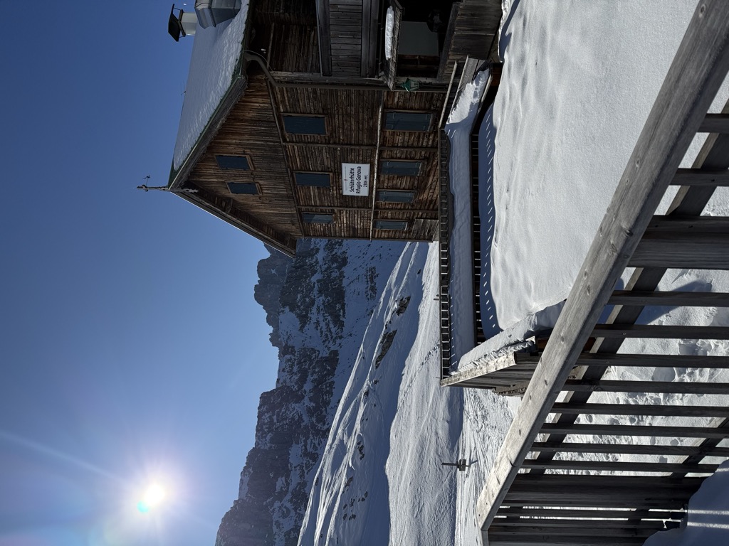 schluterhutte-rifugio-genova-1