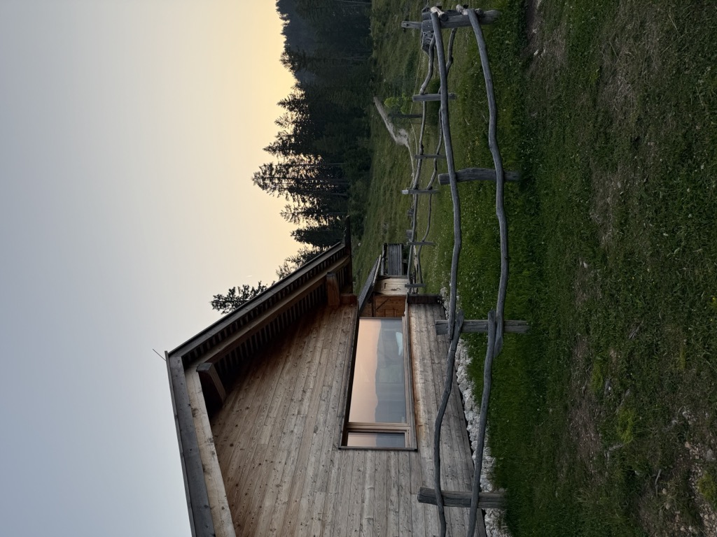 schutzhaus-tschafon-rifugio-monte-cavone-3