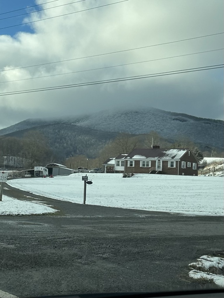 Photo №1 of Short Mountain