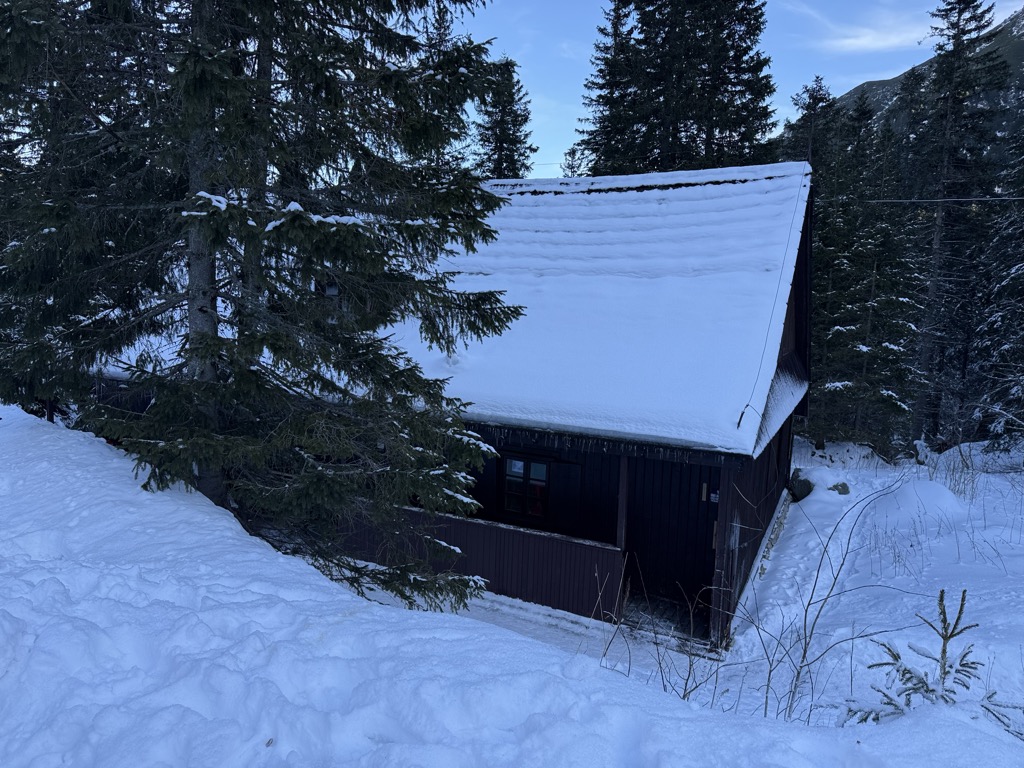 stare-schronisko-pttk-morskie-oko-2